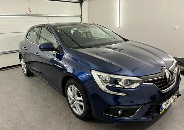 Renault Megane cena 39900 przebieg: 145000, rok produkcji 2017 z Kępno małe 254